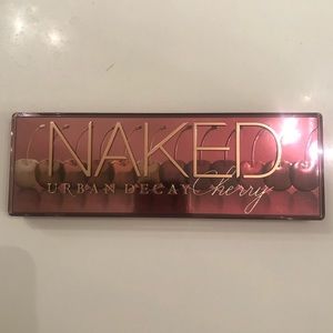 🍒 Urban Decay Naked “Cherry” Palette